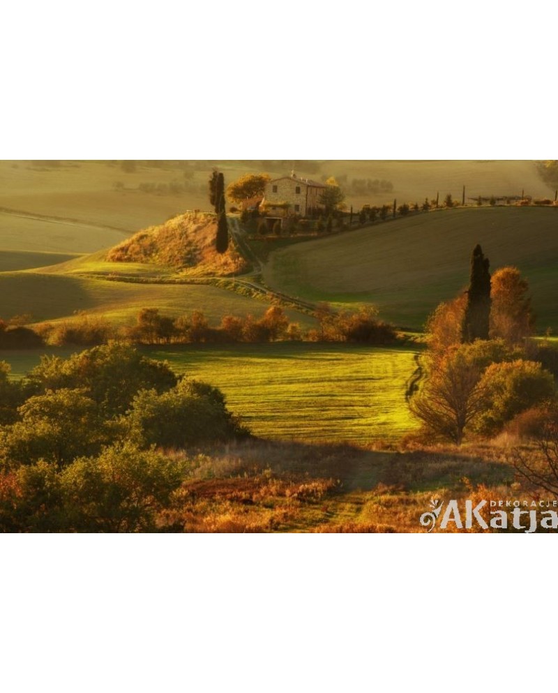 Włoska wioska w jesiennych kolorach2