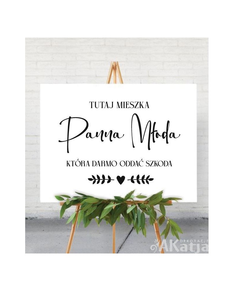 Tutaj mieszka Panna Młoda- naklejka ślubna