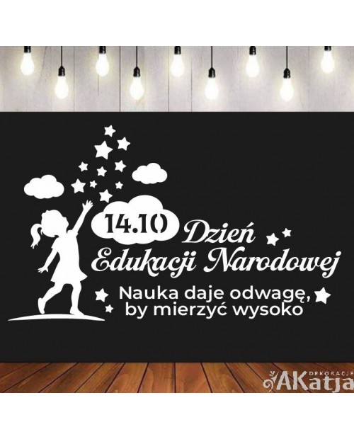 Nauka daje odwagę by mierzyć wysoko- wycinanka z kartonu