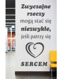 Zwyczajne rzeczy mogą stać się niezwykłe- naklejka na ścianę