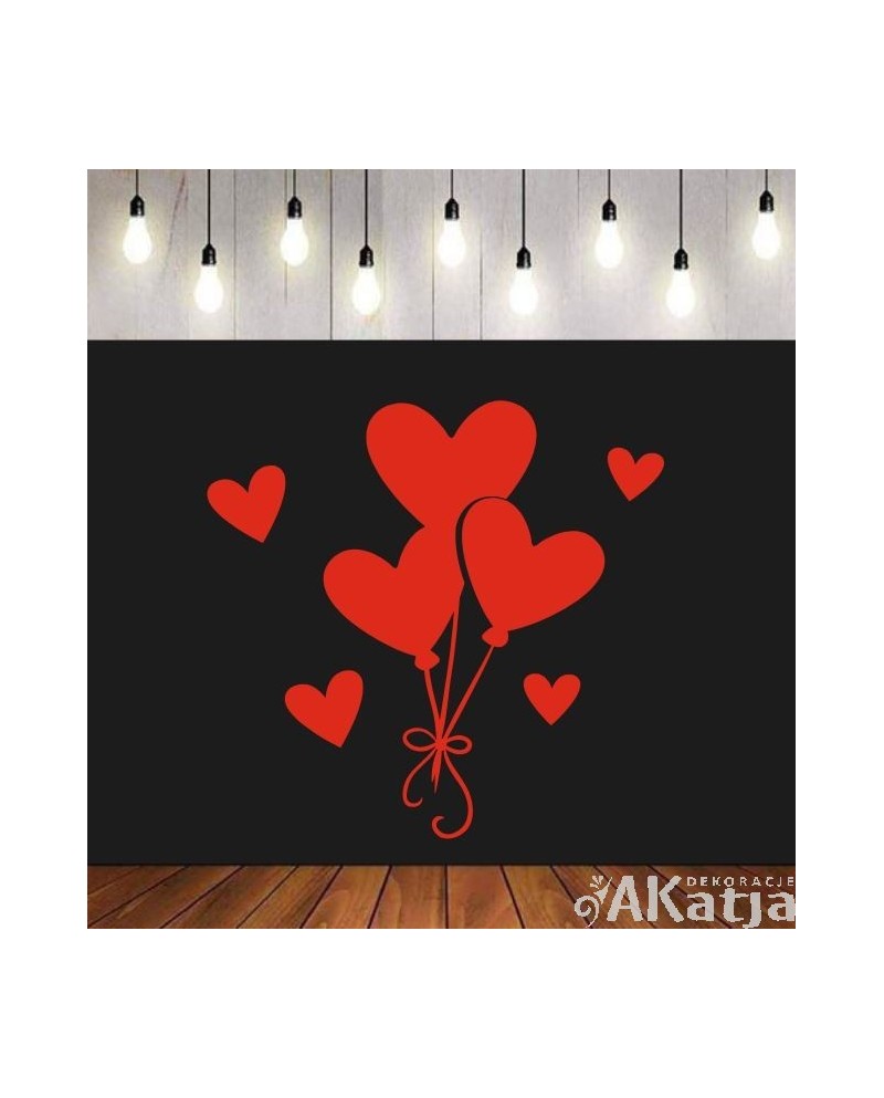 Balony serduszka- wycinanka z kartonu