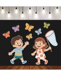 Dzieci łapiące kolorowe motyle- zestaw dekoracji do gazetek szkolnych