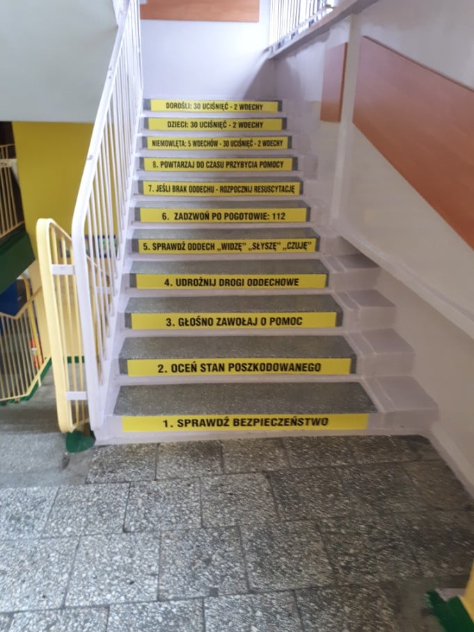 naklejki ostrzegawcze na schody