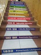 daty historyczne na schody